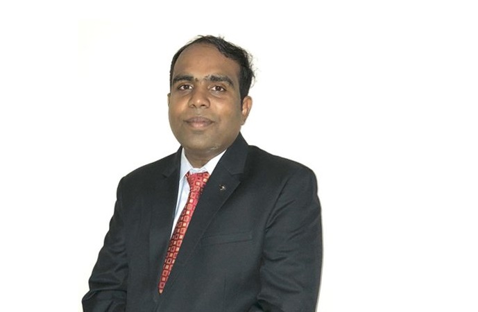 Why Dr. Kapil Kanade is the Best Gynec Laparoscopic & Robotic Surgeon in Pune ?